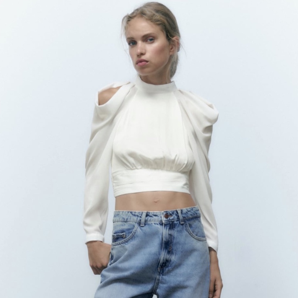 ZARA blouse with openings at shoulders - Picture 3 of 12